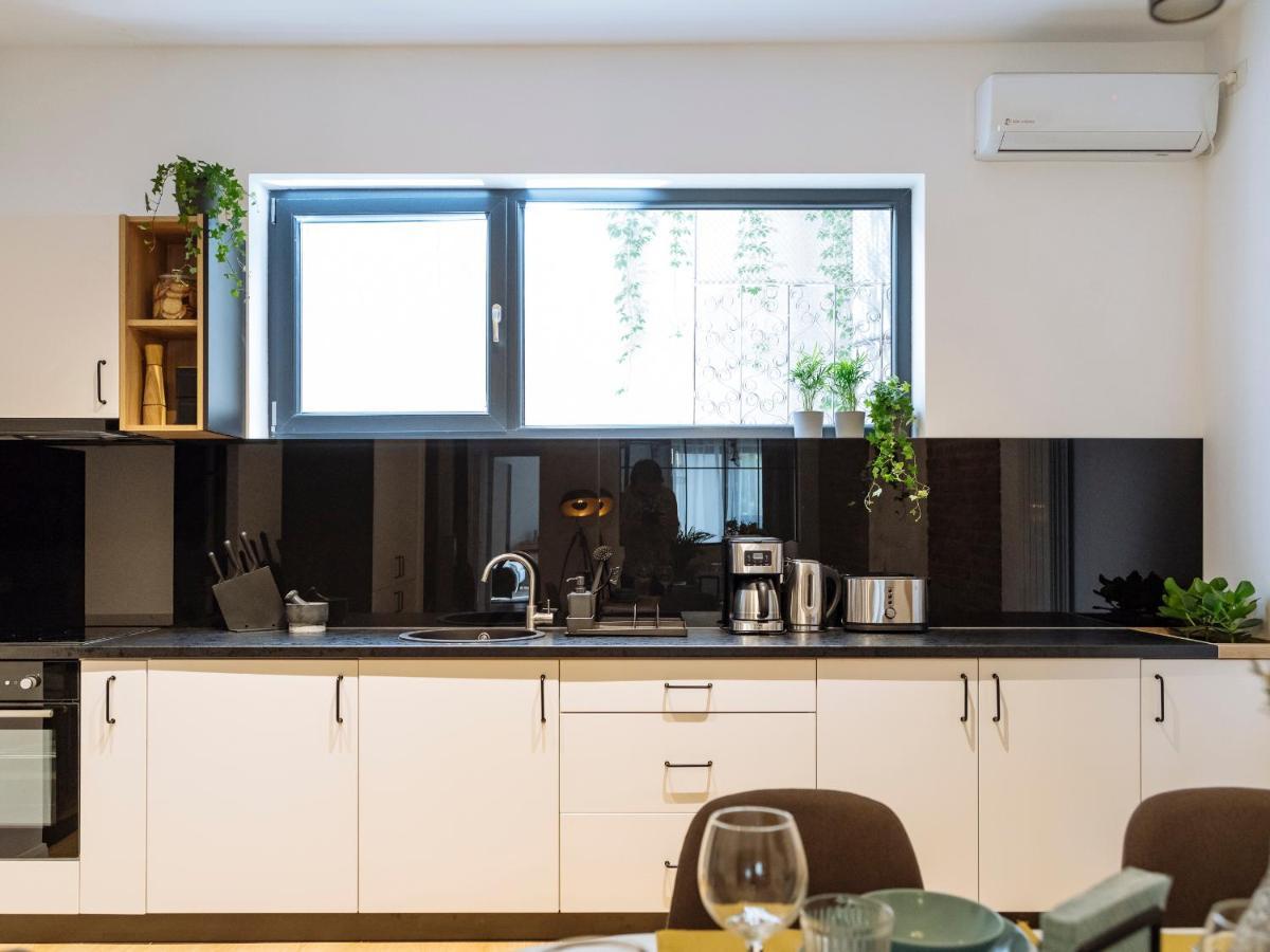 Bright 3Br Flat - Top Location - Green View Balcony Bukareszt Zewnętrze zdjęcie